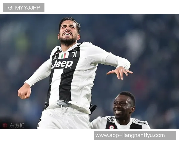 米兰2526赛季全家福揭晓阿莱格里与莫德里奇同框引发热议